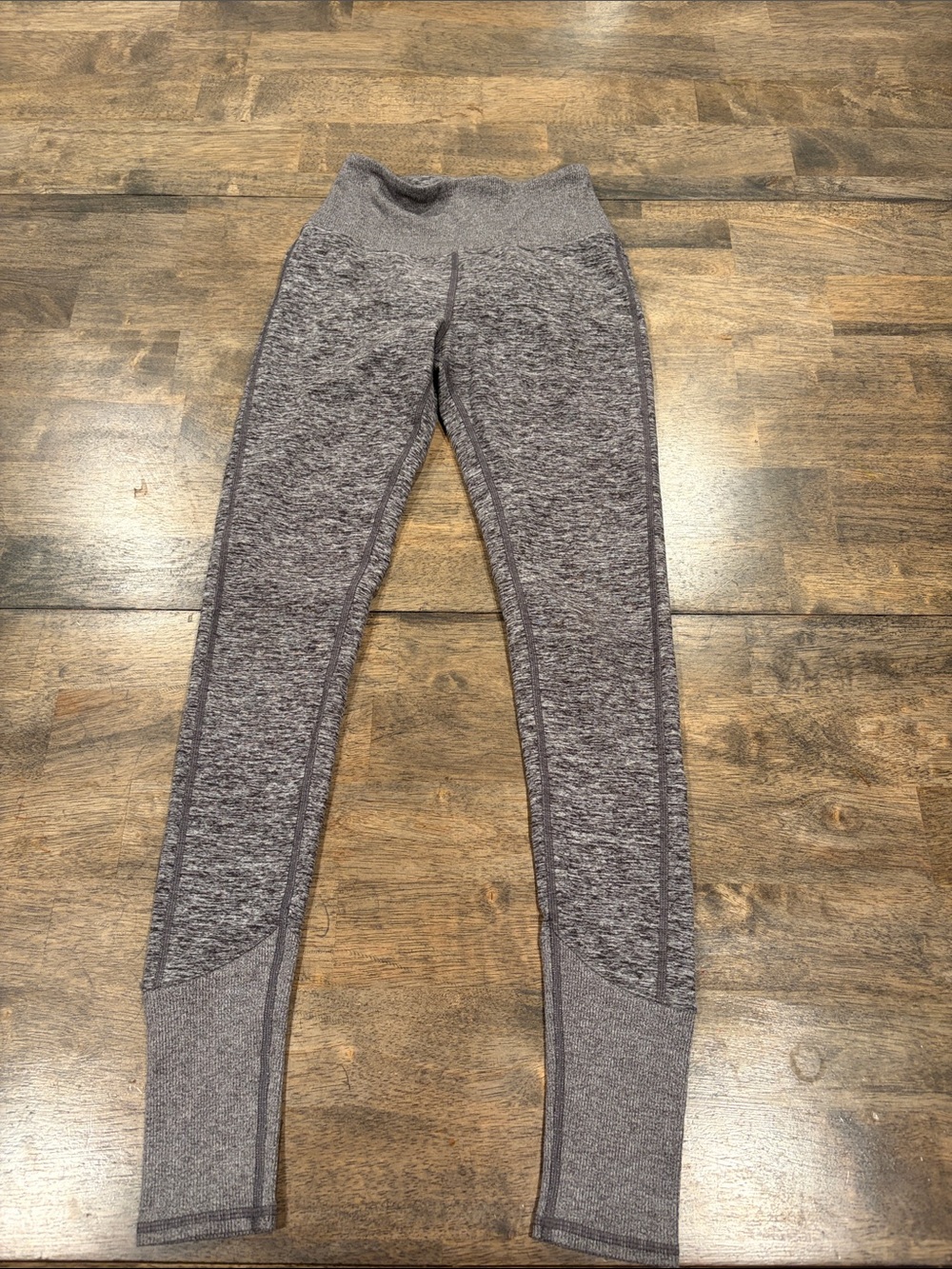 ALO Yoga Heathered Gray Leggings